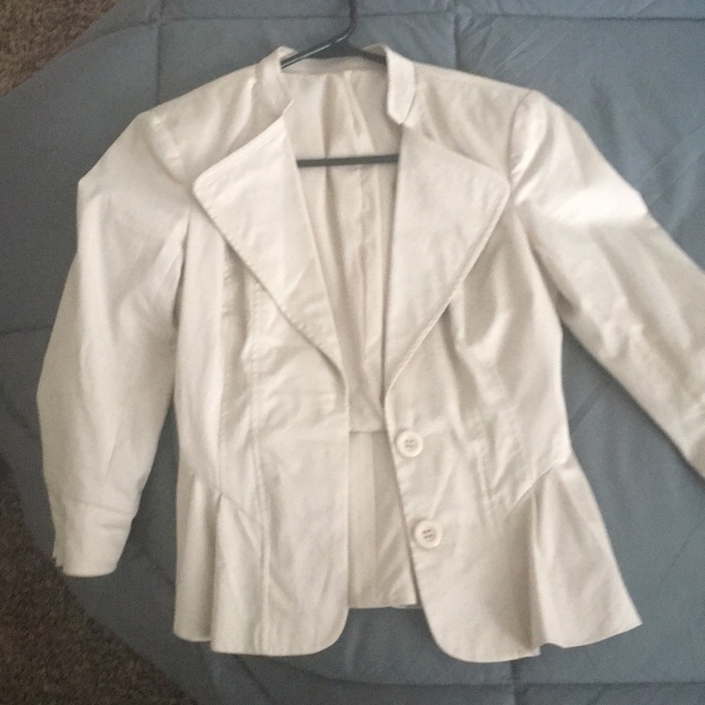 Bebe blazer/jacket ivory  great condition XS